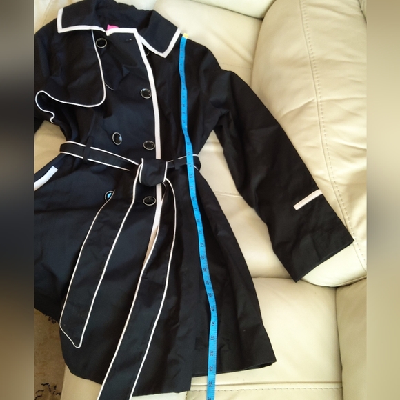 Betsey Johnson Black and White Trim Coat - Picture 11 of 15